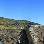 Refuge De Nino - Vue Panoramique- Proche Du Lioran