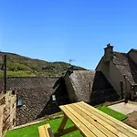 Refuge De Nino - Vue Panoramique- Proche Du Lioran