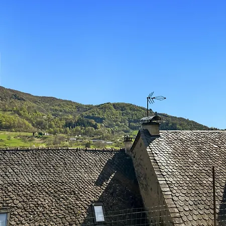 Refuge De Nino - Vue Panoramique- Proche Du Lioran
